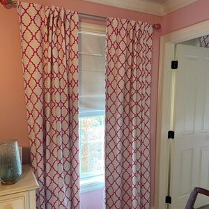 Pottery Barn Kids 2Window Drapes and 1 Bathroom Valence- Pink & White 44 x 84
